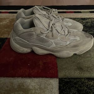 Yeezy 500 blush colour. Size 12